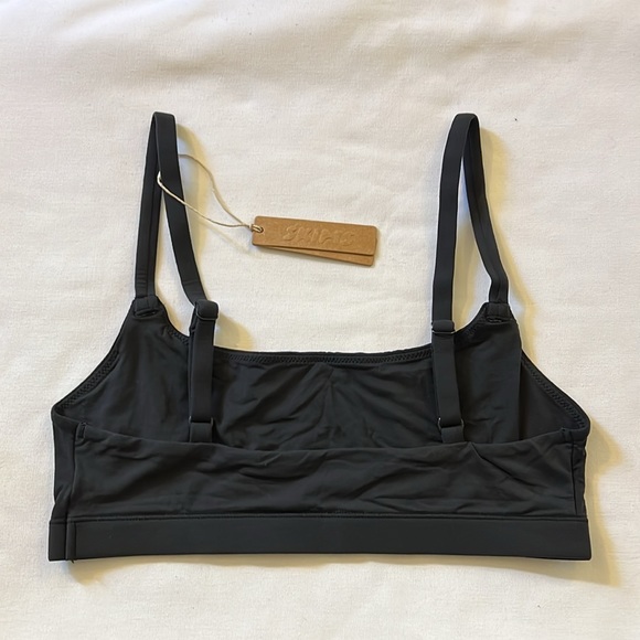 SKIMS FITS EVERYBODY SCOOP BRALETTE - Picture 3 of 3